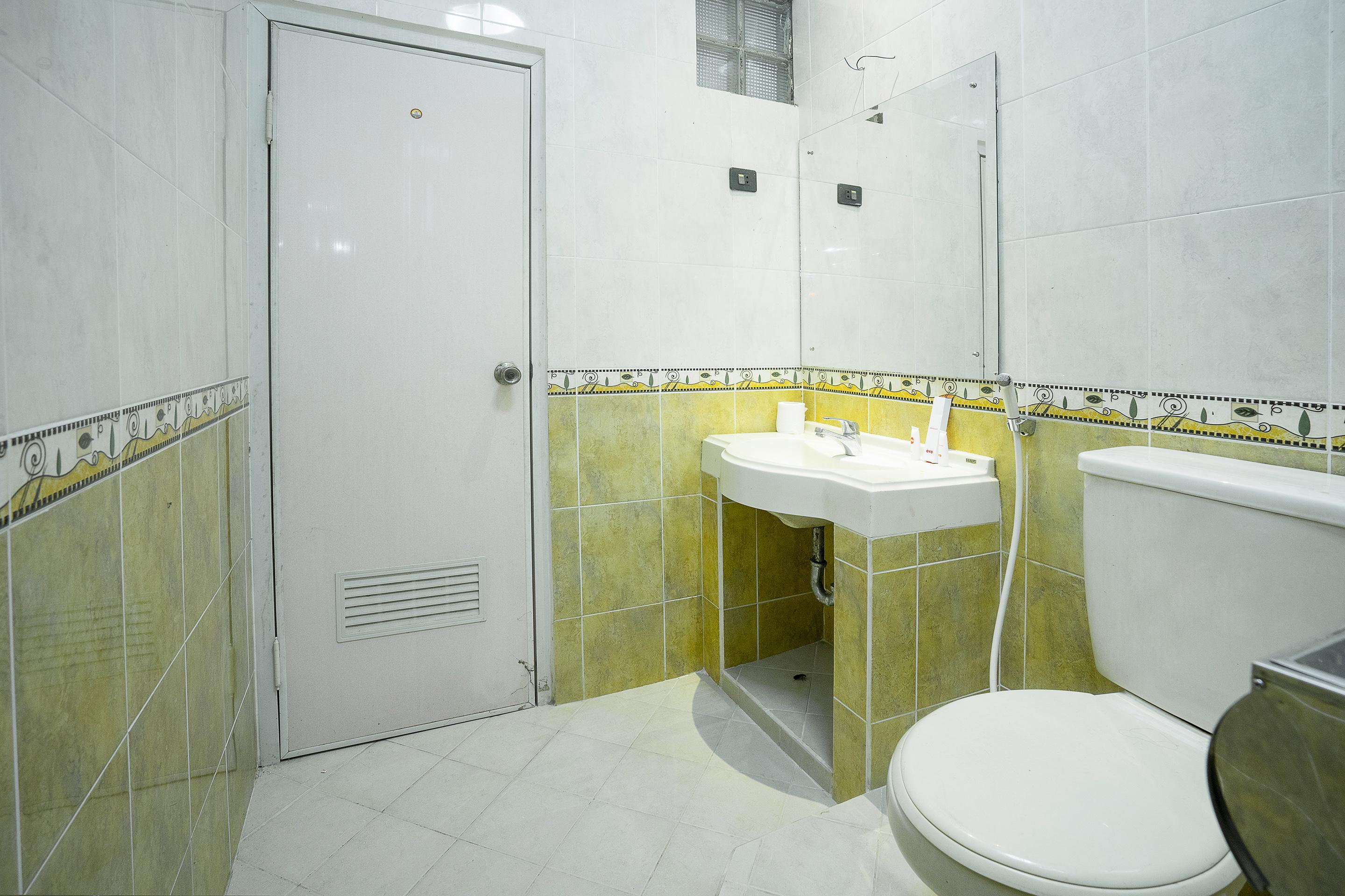Urbanview Hotel Gading Kencana Samarinda By Reddoorz Exteriör bild